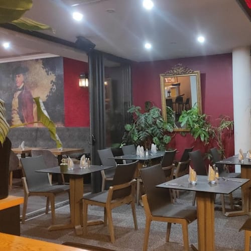 Le Directoire, Fréjus