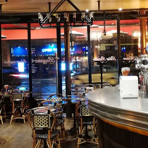 Le Mondial, Paris