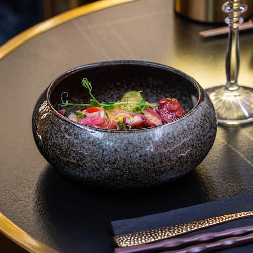 Kinágua, Paris