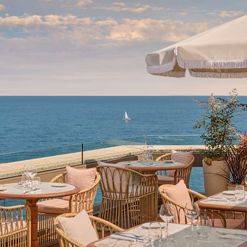 Amù, Monaco