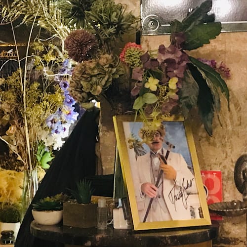 Monsieur Poirot, Paris