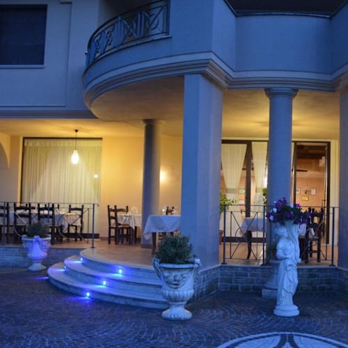 Villa Ischia Restaurant, Atina