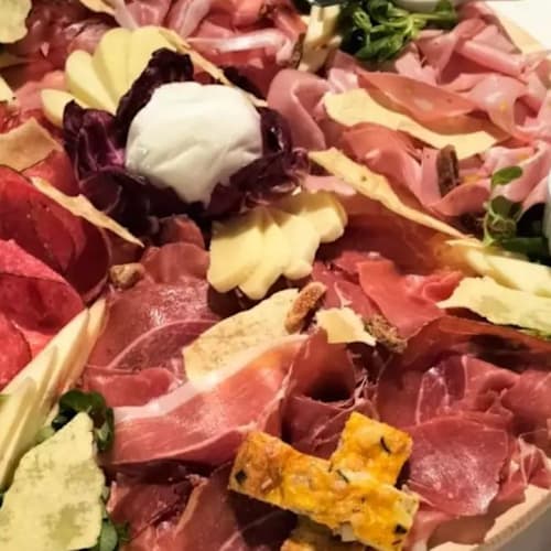 Serrano Salumeria Alcolica, Tremestieri etneo