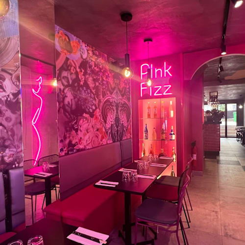 Pink Fizz, Paris