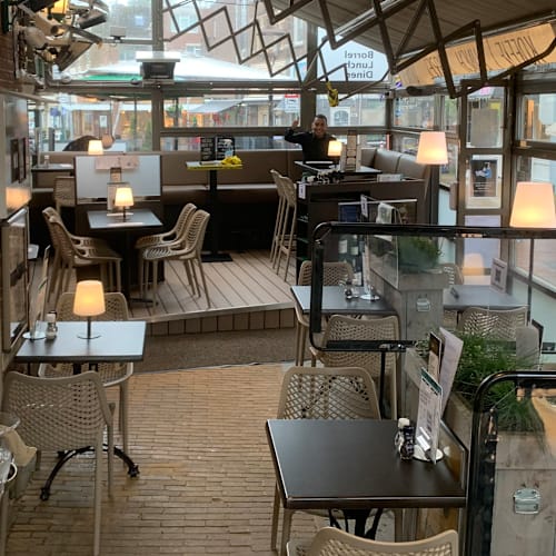 Tons Muziek- en eetcafé, Rijswijk