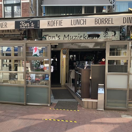 Tons Muziek- en eetcafé, Rijswijk