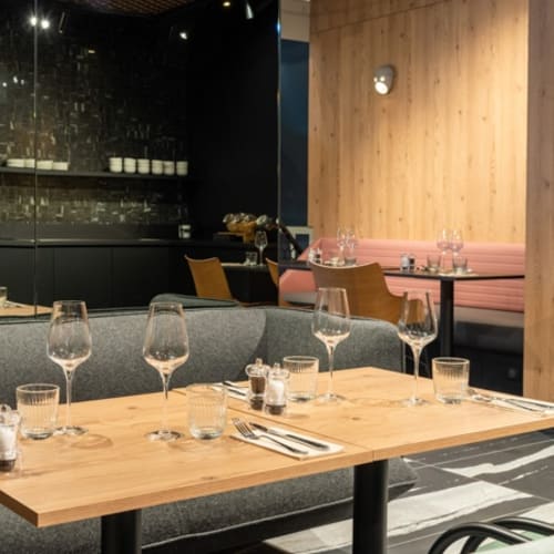 Tribe Table, Courbevoie