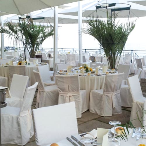 Villa Eva beach, Latte