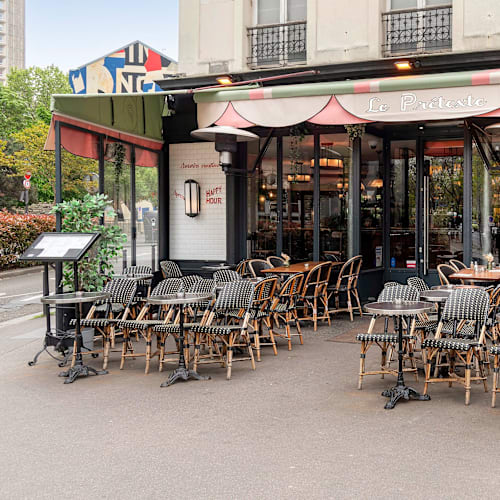 Le Pretexte, Paris