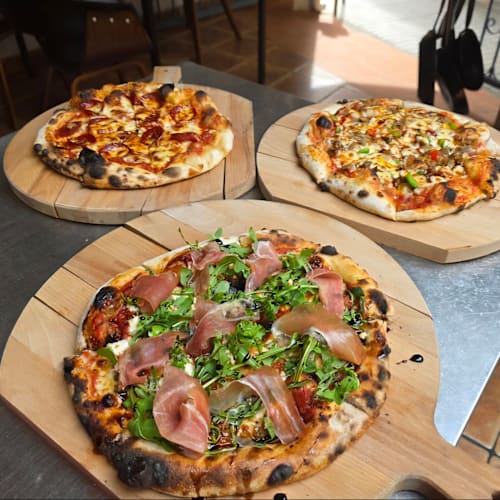 Triple Brew, Rojales