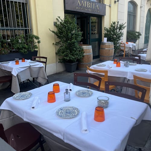 Ambita, Milano