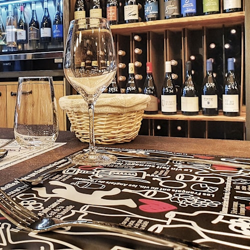 La Cave et le Bistrot, Aubagne