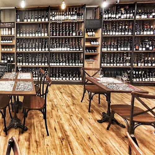 La Cave et le Bistrot, Aubagne