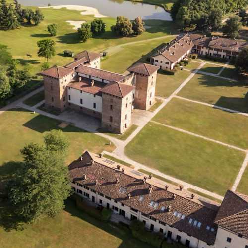 Maio Restaurant Club House Tolcinasco, Tolcinasco