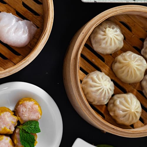 Un Bol d'Amour, Paris