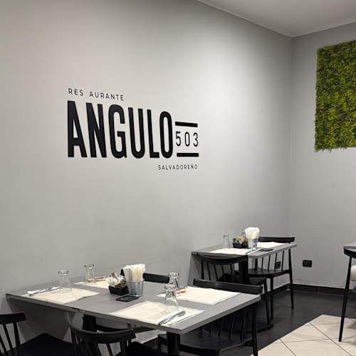 Angulo 503 Restaurante Salvadoreño, Milano