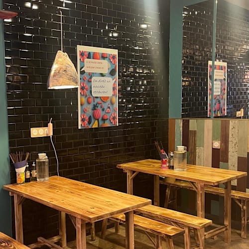 Noodle Therapie, Paris