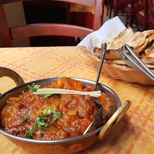 India, Pisa