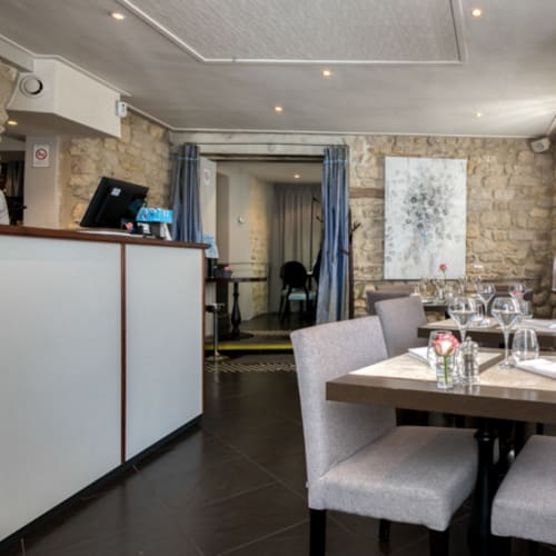 Wauthier by Cagna, Saint-Germain-en-Laye