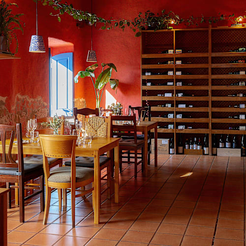 Rolha Wine Bar, Porches