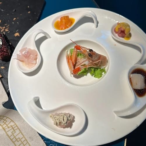 Ristorante Akari Sushi, Massa