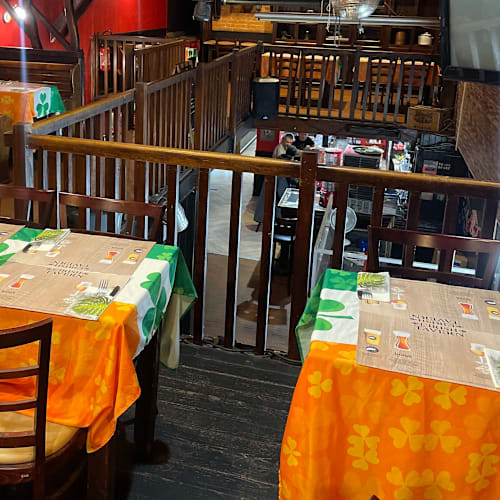 Irish Tavern, Lens