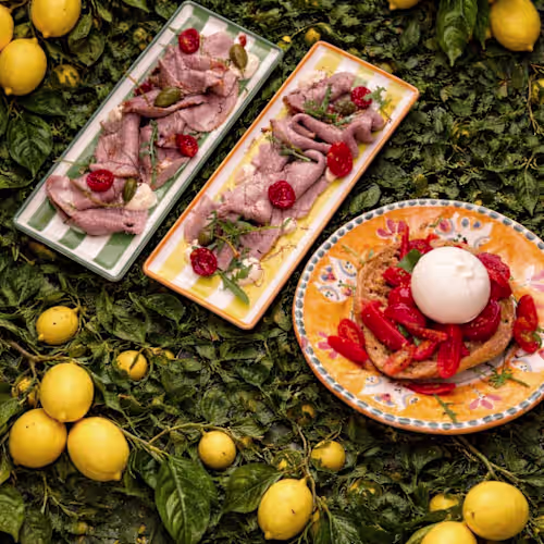 Moorea Food Club, Maiori