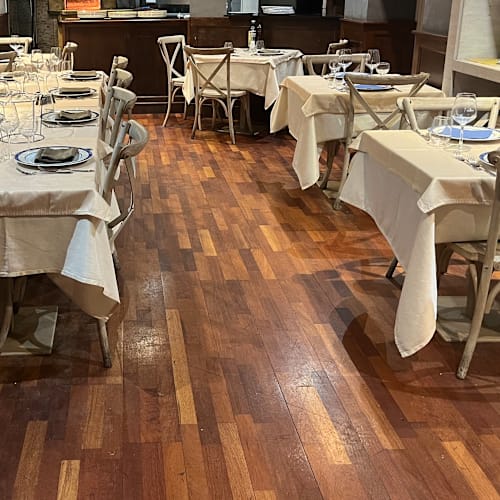 Squisito Vescovio, Roma