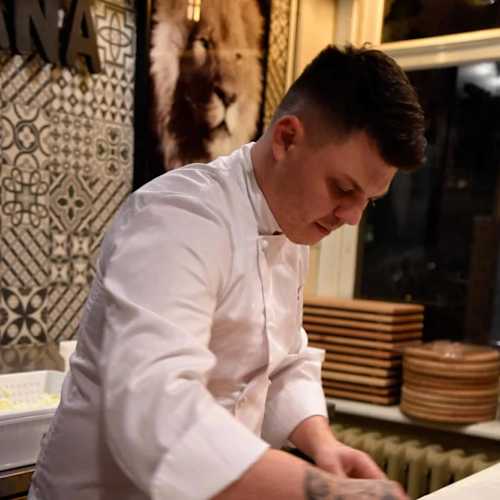 Educazione Napoletana, Ixelles