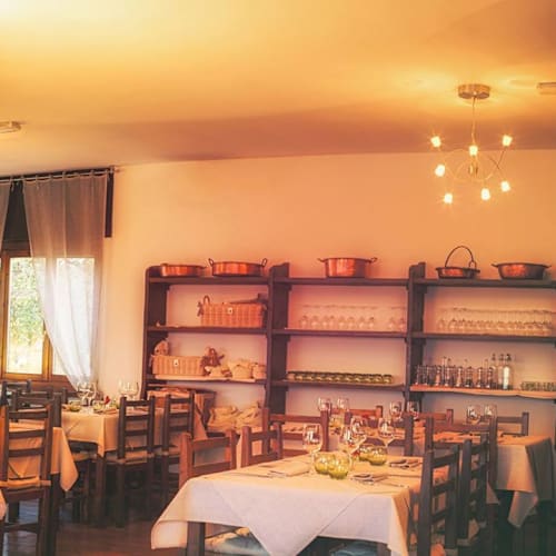 BiLLy BaU Restaurant, Camino