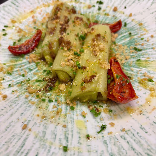 Aux Amis des Halles, Paris