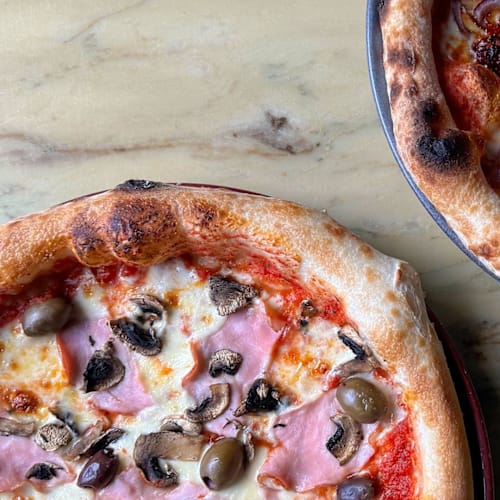 Vår pizza Älvsjö, Älvsjö