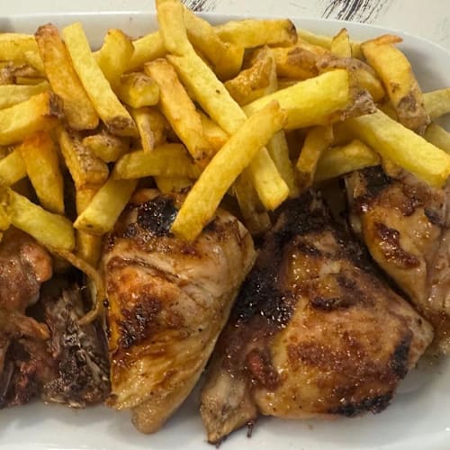 Dallas Restaurant, Quarteira