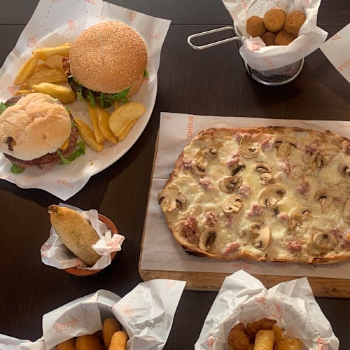 Almus 497 pizzeria / hamburgeria ( Ex Siesta), Roma