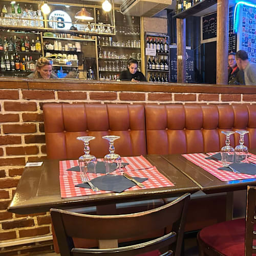 Au Bon Vivant Restaurant, Paris