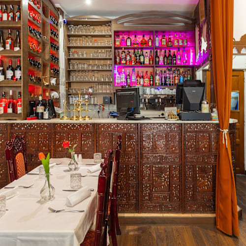 Om Shiva, Paris