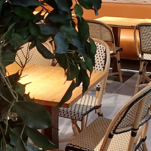 Au Coeur Couronné, Paris