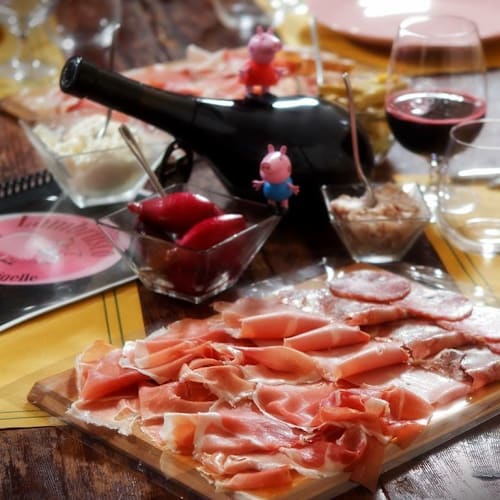 Lambrusco - Crescentine e Tigelle, Bologna