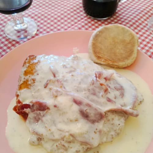 Lambrusco - Crescentine e Tigelle, Bologna