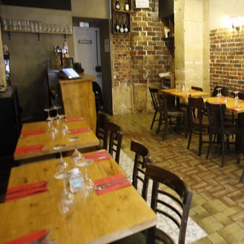 Le Chien Andalou, Paris