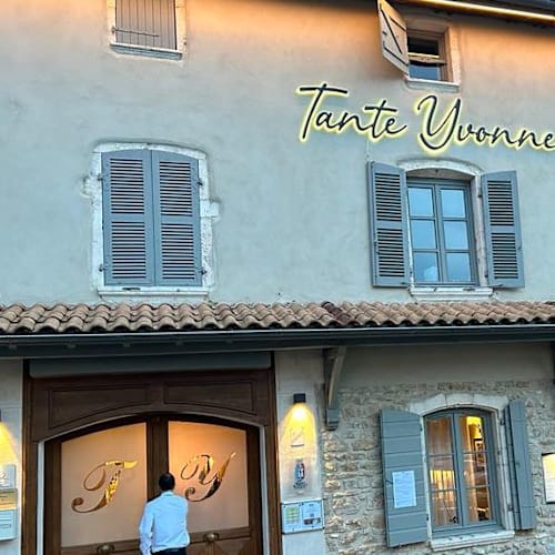 Tante Yvonne, Quincieux