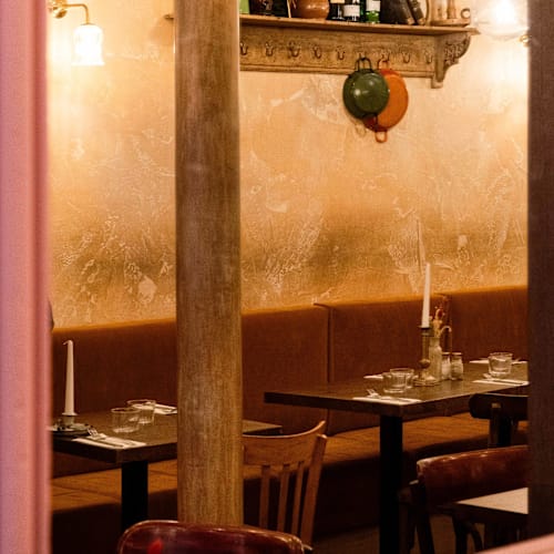 Papilla Courcelles, Paris