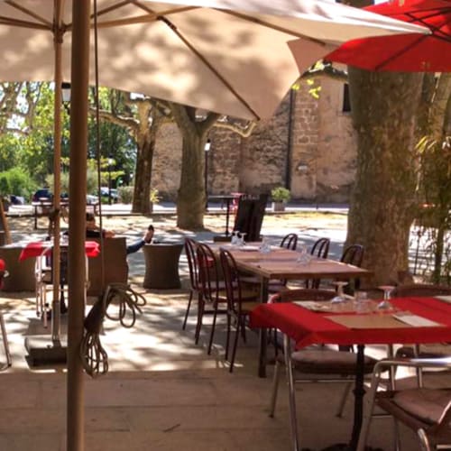 La Place Villecroze, Villecroze