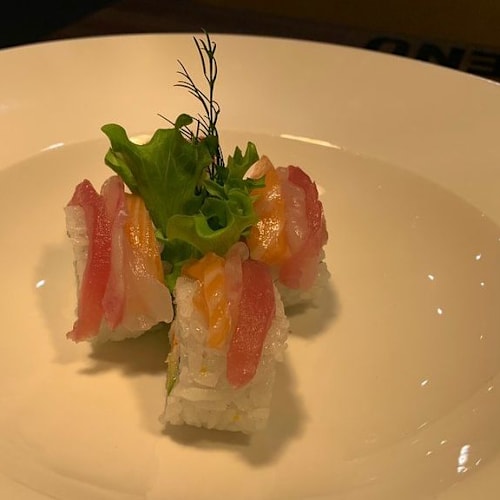 Hamachi, Schiedam