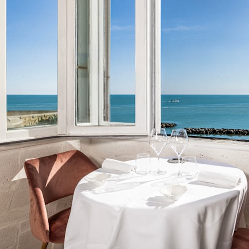DONLU', Vieste
