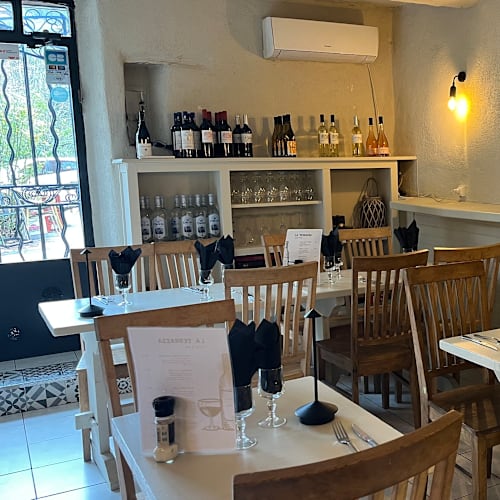 La terrasse, Rocbaron