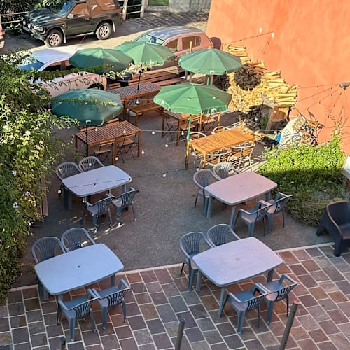 La terrasse, Rocbaron