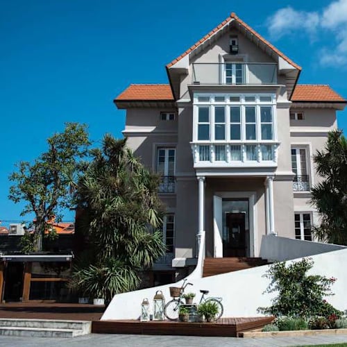 Casona del Judío by Sergio Bastard, Santander