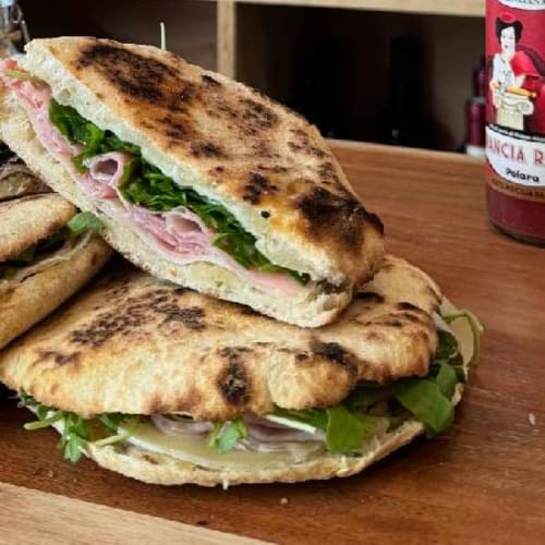 A tavola! Pizzas & Vins italiens, Toulon