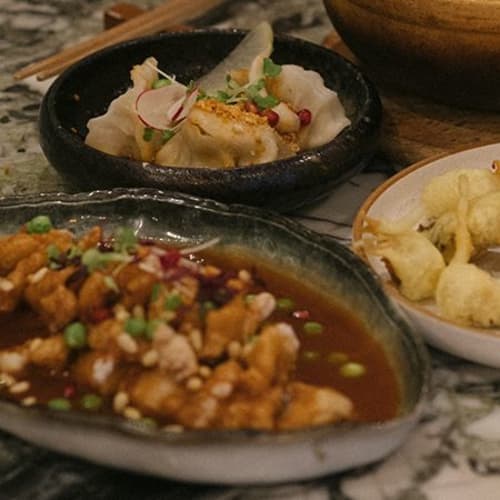 Yum Sakebar, Paris